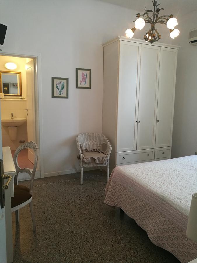 Villa La Fonte Marina di Pietrasanta Luaran gambar